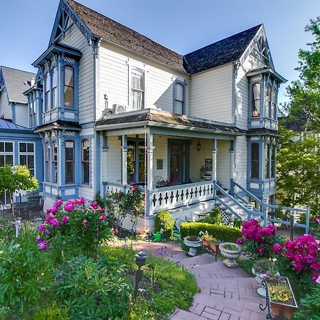 Winchester Inn Ashland Exterior photo